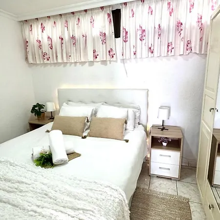 Sea Breeze In Playa De Americas By Deihu Experiences شقة *
