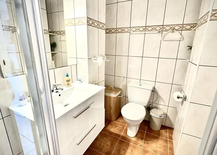 Apartament Sea Breeze In Playa De Americas By Deihu Experiences *